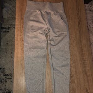 GYMSHARK FLEX HIGH WAISTED LEGGINGS (light gray)